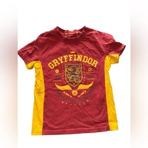 Universal Studios Gyffindor Team Captain Youth Athletic T-shirt